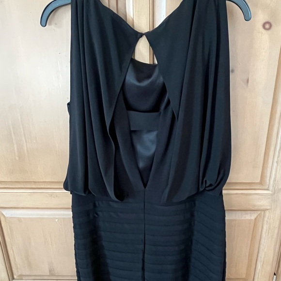 The little black dress - Picture 7 of 8